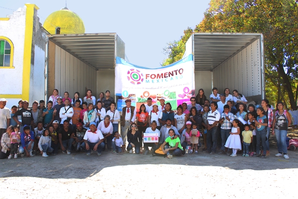 Fomento Mexicano da inicio a su iniciativa &quot;Ah2ora por el Agua&quot; entregando 50 mil litros de agua a comunidad del Estado de México.